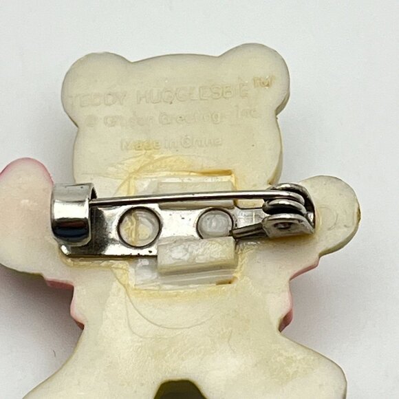 Vintage Teddy Bear Hugglesbie Brooch Valentines Day Pin Bear Hug Gibson Greeting - Picture 4 of 6